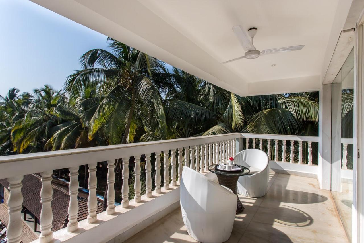 Safira River Front Resort Morjim